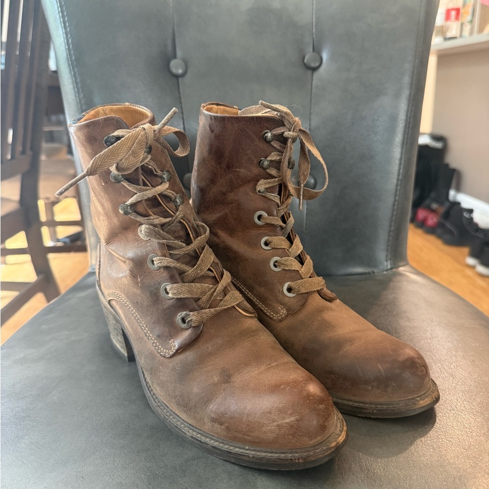 John Fluevog Adriana Nuni Brown 9